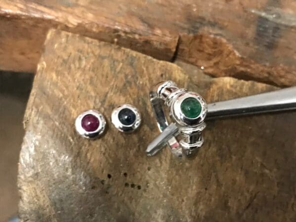 Witgouden schroefsteen ring met verwisselbare stenen - Afbeelding 2