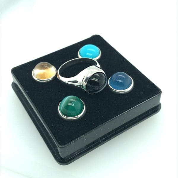 zilveren wisselstenen ring met 5 stenen