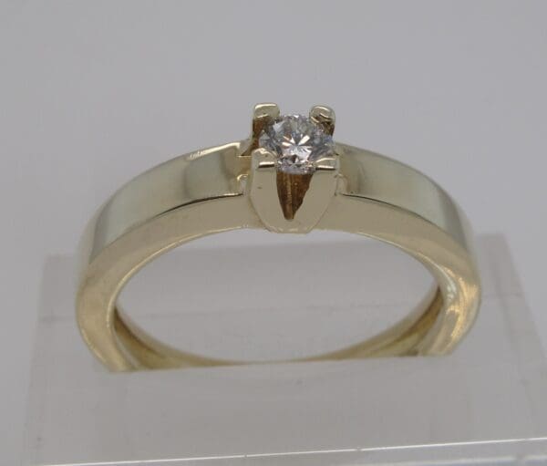 Gouden Solitaire ring met  Diamant 0.20 crt - Afbeelding 3