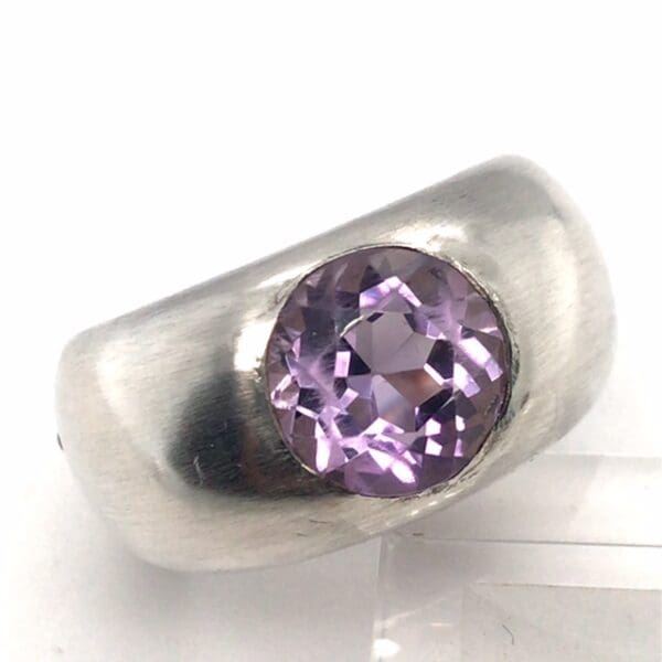 Zilveren ring met Amethist
