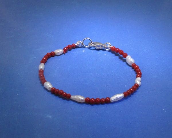 Kinder-Baby armband Parels-Bloedkoraal - Afbeelding 2