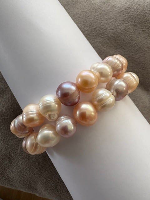 2 parel zoetwater armbanden