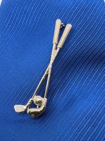 golf broche