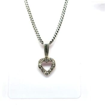 Hanger hart met 12 Diamanten